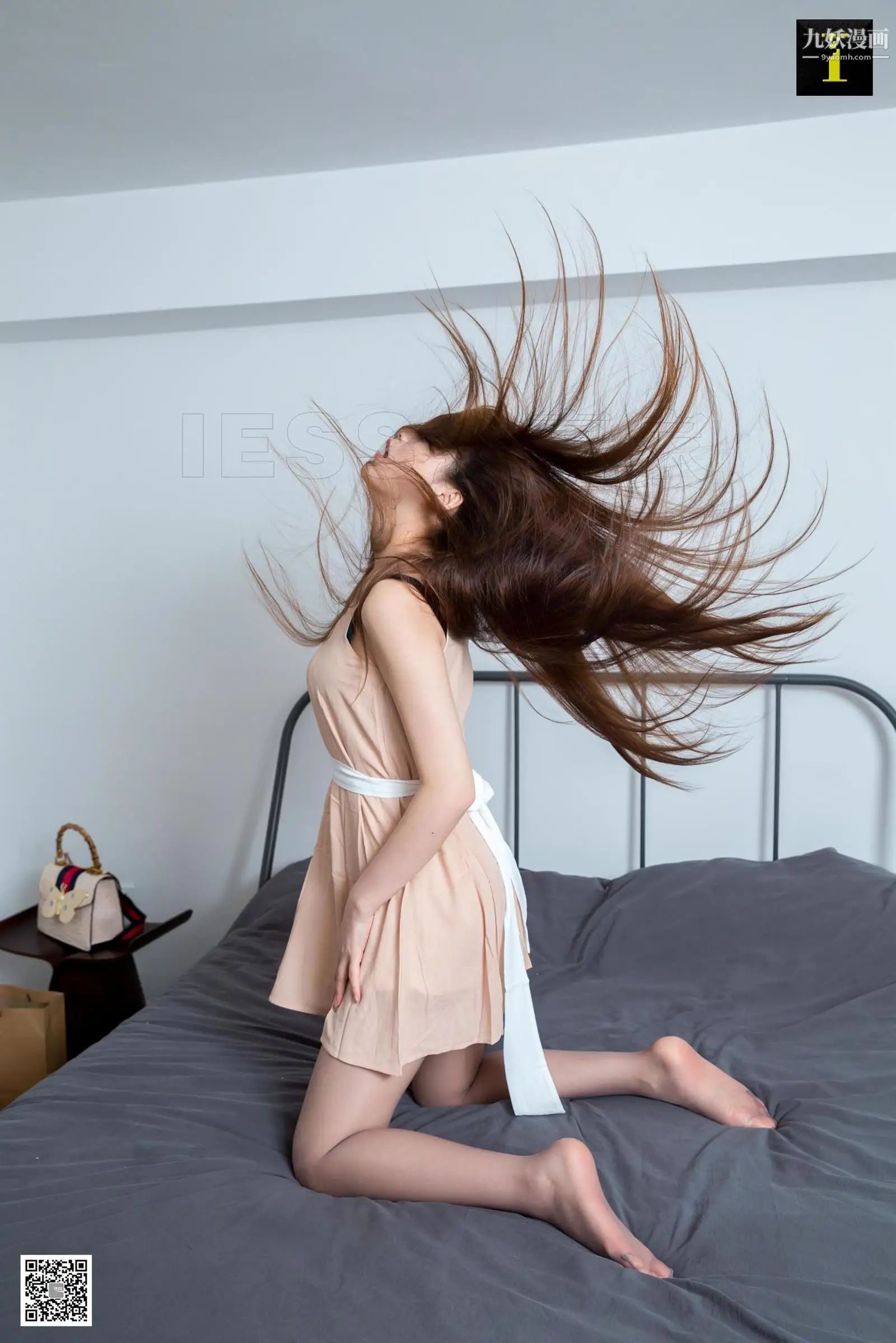 性感写真[真人集]36d美胸高颜值可爱不失性感，美乳丰臀让人着魔