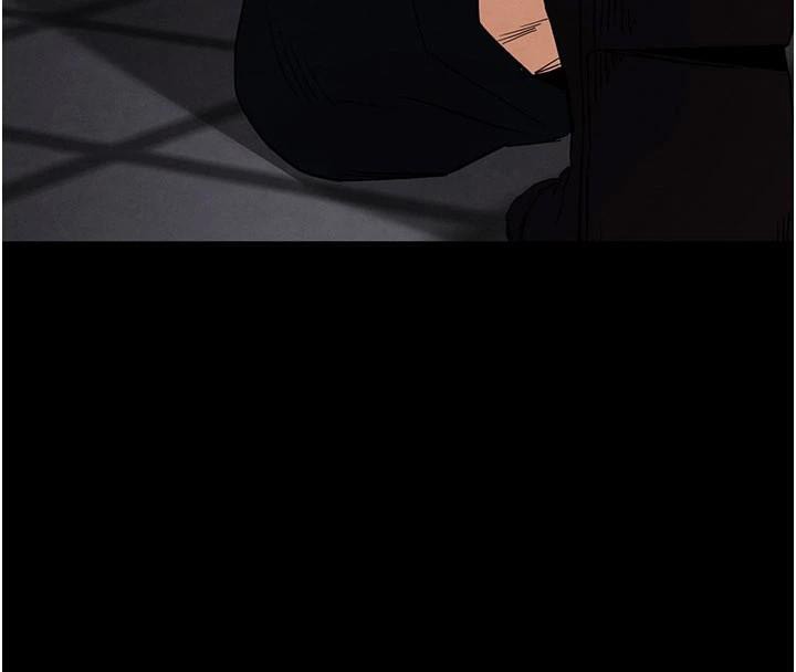 末日鵰堡第33話-被強扯絲襪的少女世熙