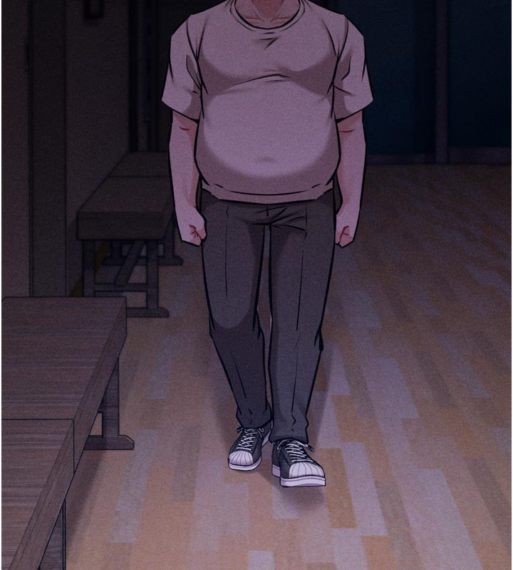 选手村:母猪调教第34話-刺激小穴的特別指導