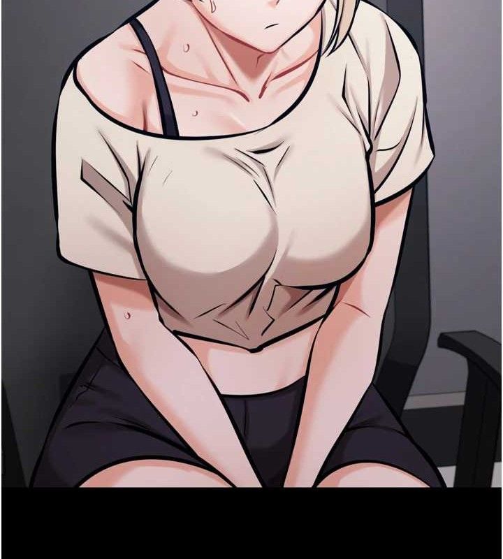 选手村:母猪调教第40話-同時插入兩個洞…