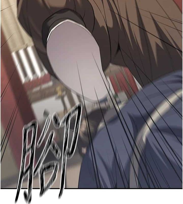 炼慾:色魔再临第5話-大庭廣眾下露出雪乳