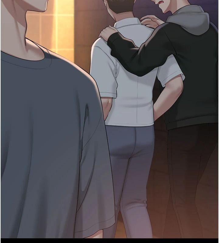 校園成人禮第57話-躲在男廁親密接觸